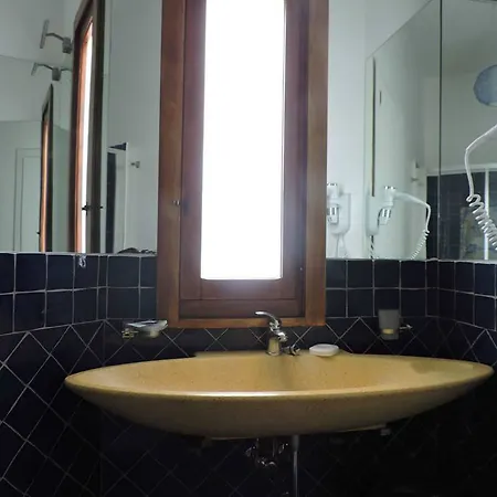 Il Muro Vecchio 3*